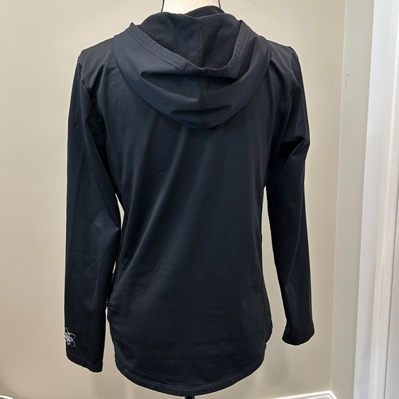 LL Bean pullover - Picture 2 of 6